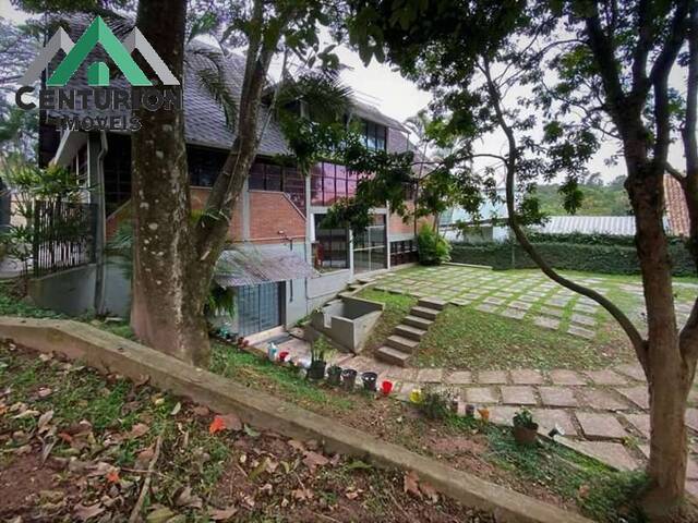 Casa para Venda em Vila Santo Antônio - 34